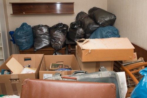 Reliable commercial waste services in Willesden